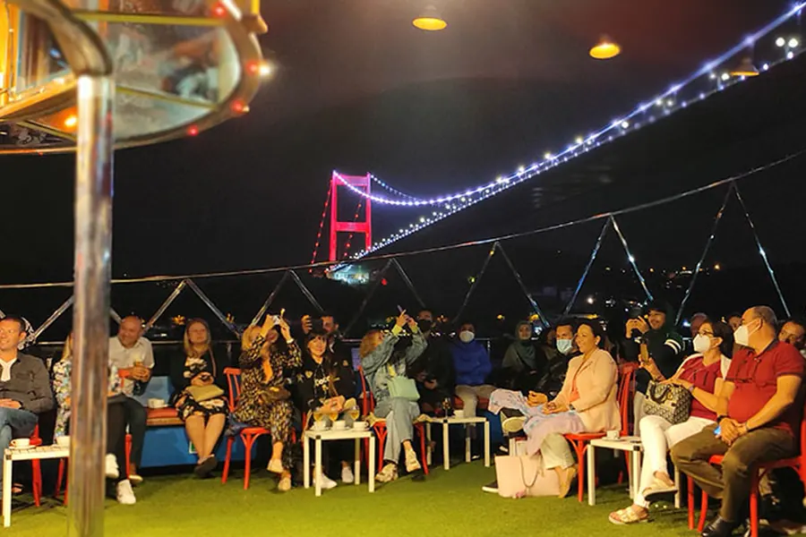 Bosphorus Dinner Cruises in Istanbul: Which Type to Choose