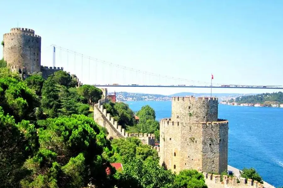 The Bosphorus Strait in Istanbul: History, Geography and Landmarks
