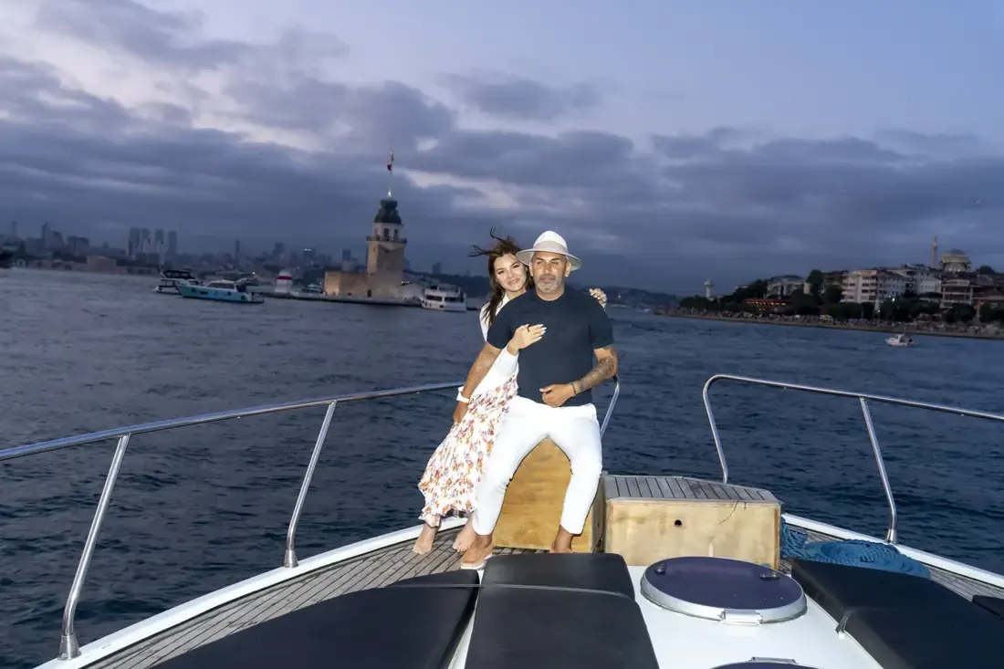 Couple at the Maiden's Tower