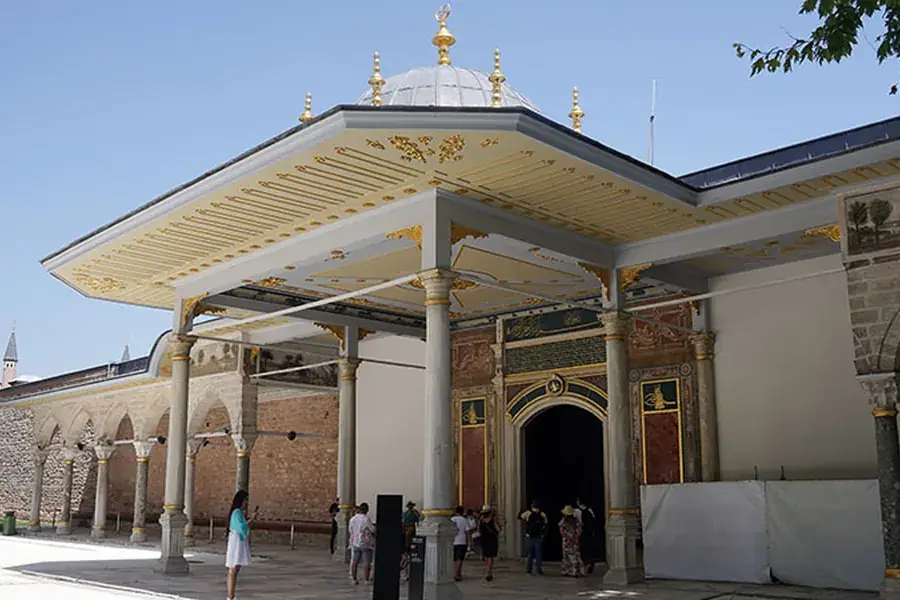 Topkapi Palace in Istanbul: History and Visitor Guide